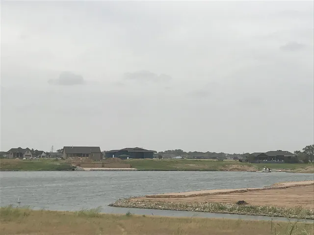 $199,500 | 4524 Shoreline Street, Wichita, KS 67205