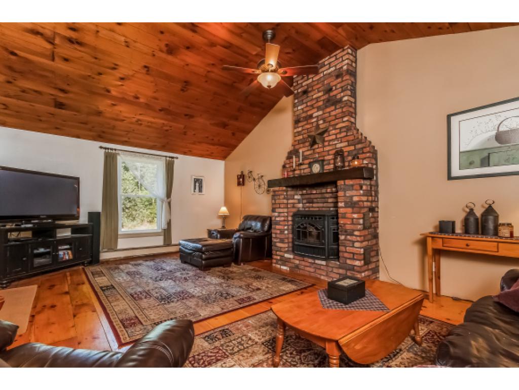 9 Parker Road Brookline, NH 03033 - Photo 1 of 35