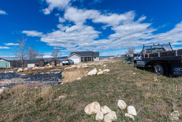 660 East 400 North Spring City, UT 84662 - Photo 14 of 16 View of yard