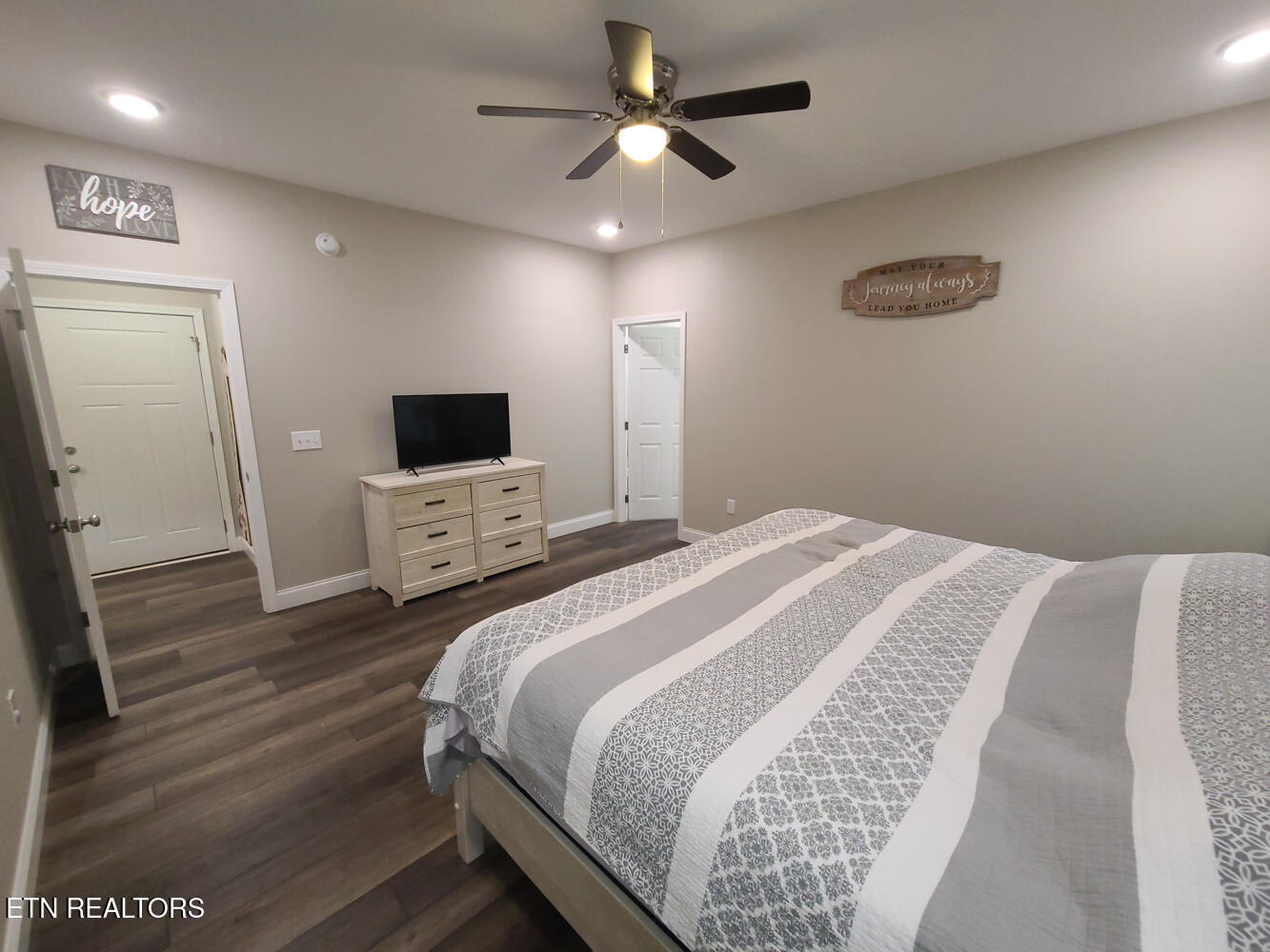 106 Maca Ridge Circle Clarkrange, TN 38553 - Photo 11 of 21 Master Bedroom