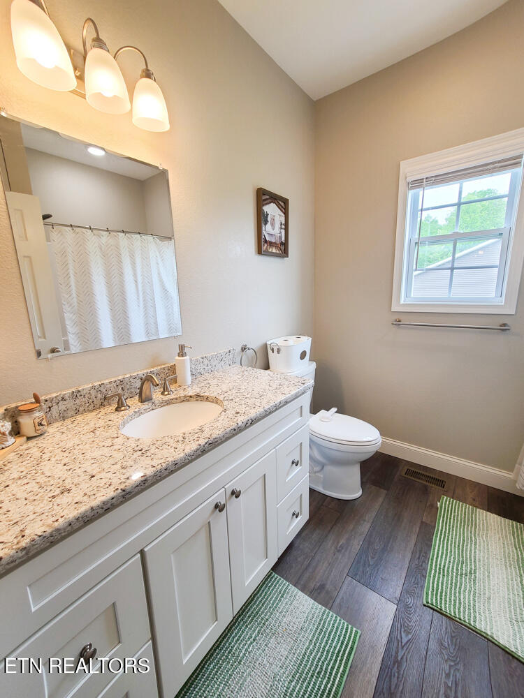 106 Maca Ridge Circle Clarkrange, TN 38553 - Photo 14 of 21 Guest Bath