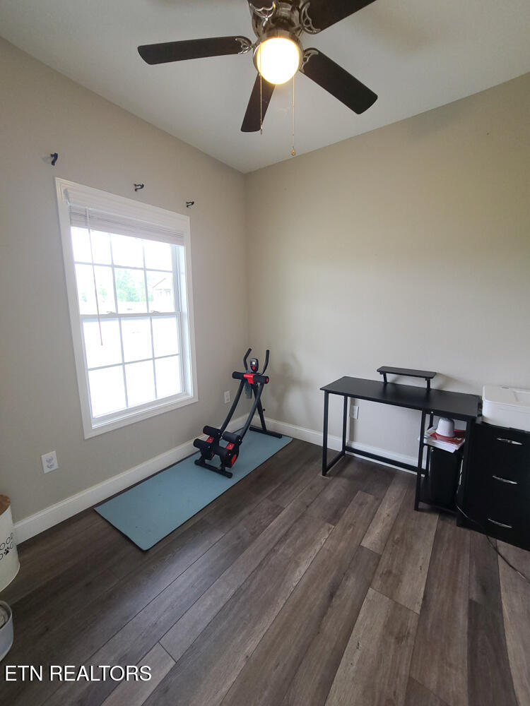 106 Maca Ridge Circle Clarkrange, TN 38553 - Photo 16 of 21 Guest Room/Office