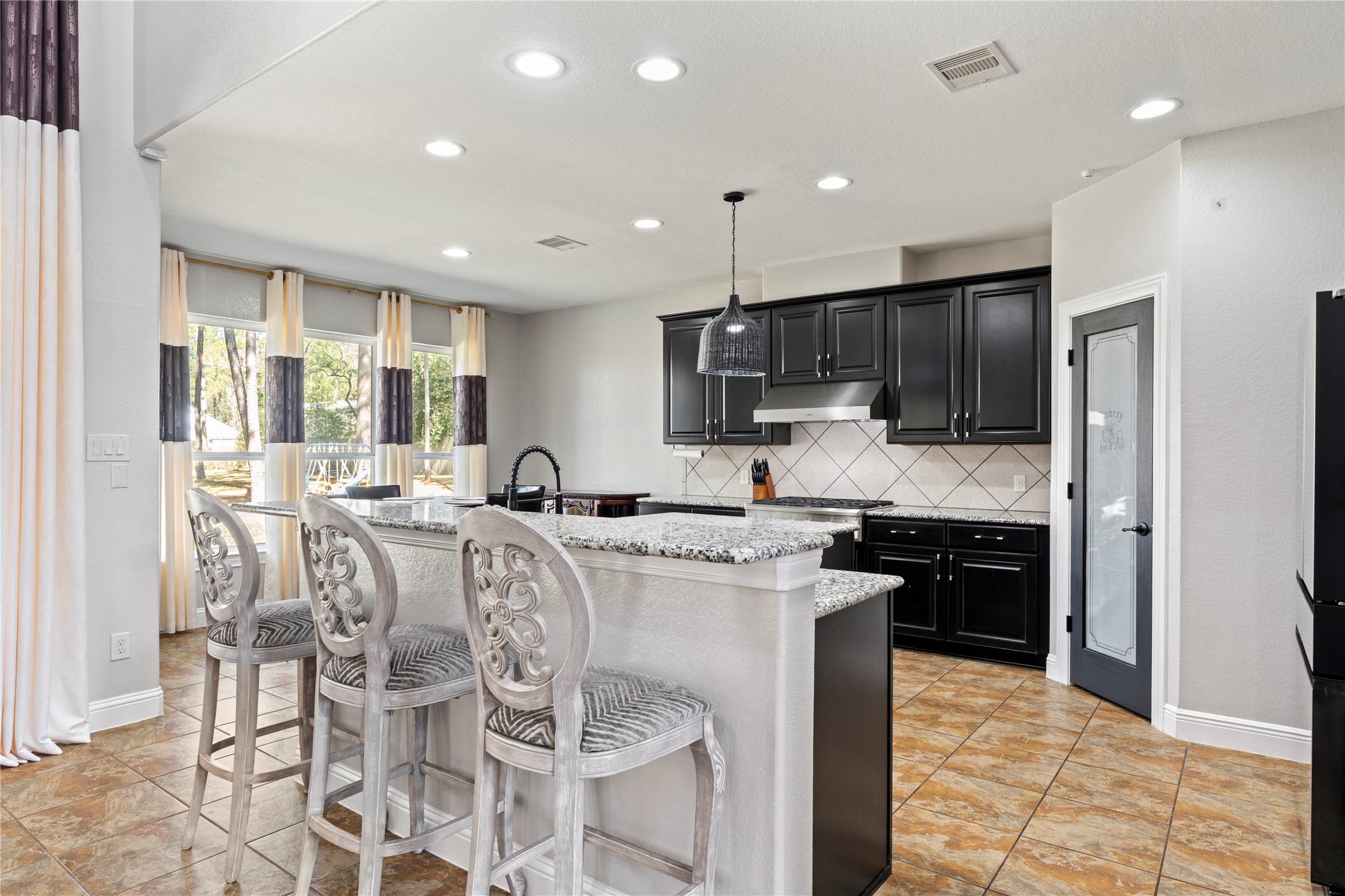 22306 Baneberry Road Magnolia, TX 77355 - Photo 10 of 40 Gallery Image 10