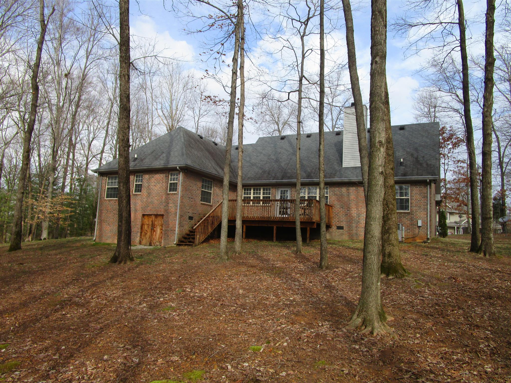 136 North Leath Road Portland, TN 37148 - Photo 6 of 30 a view of a outdoor space with a street