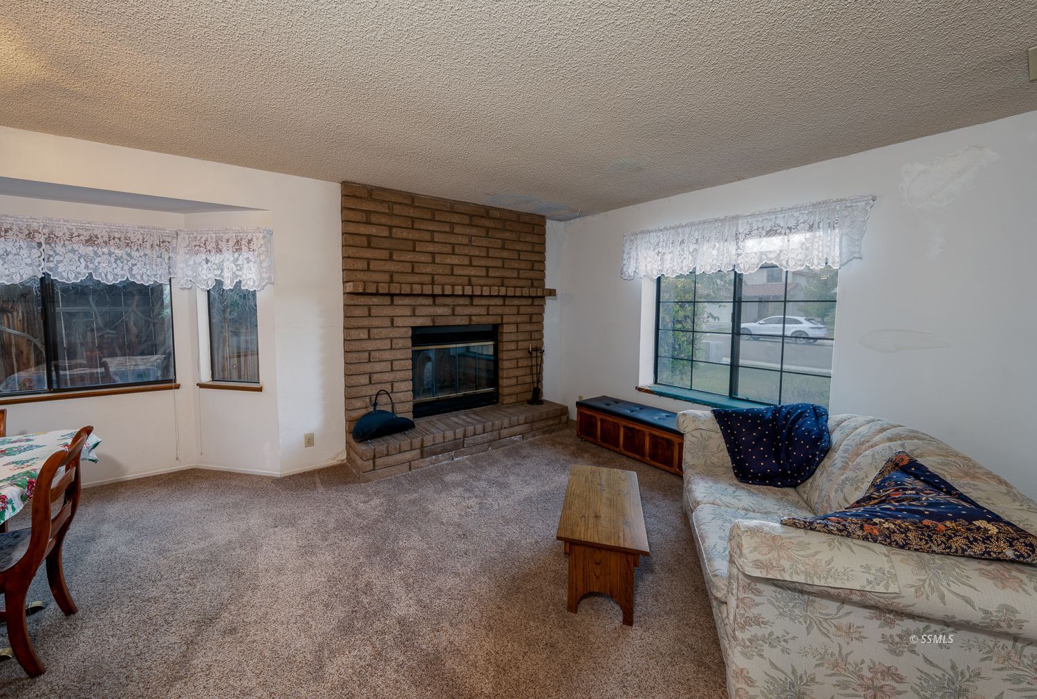 1113 West Evelyn Court Ridgecrest, CA 93555 - Photo 6 of 44