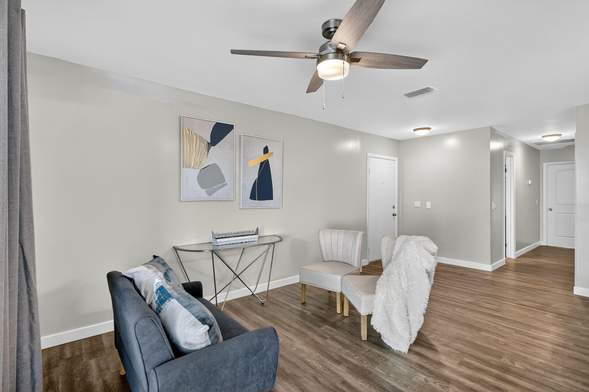 5785 Southeast Collins Avenue Stuart, FL 34997 - Photo 12 of 49 a living room with furniture
