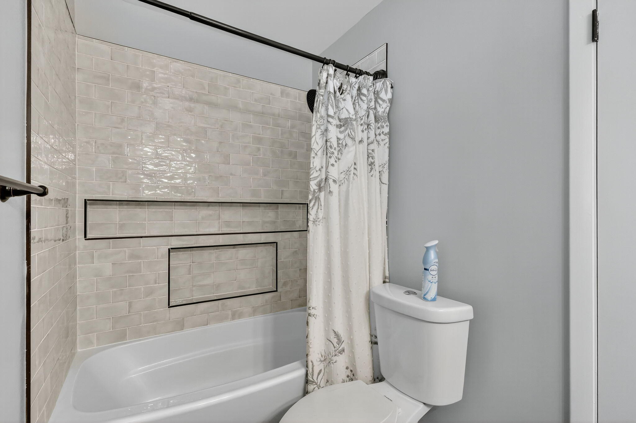 5785 Southeast Collins Avenue Stuart, FL 34997 - Photo 28 of 49 a bathroom with a toilet and shower