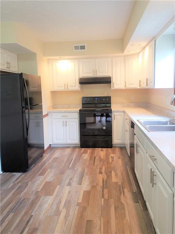 847 Bennett Road Carmel, IN 46032 - Photo 13 of 26 Gallery Image 13