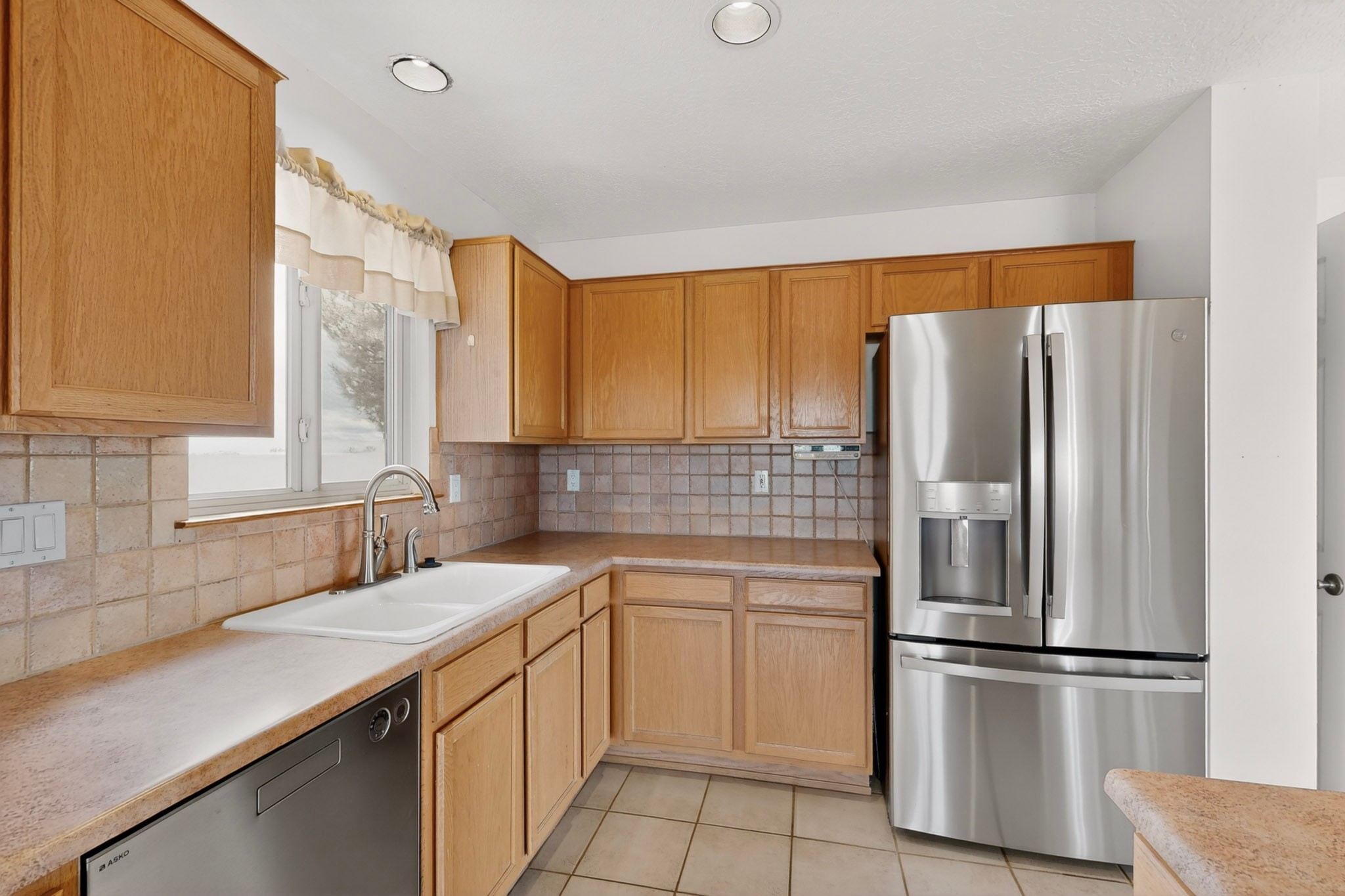 201 San Marcos Loop Santa Fe, NM 87508 - Photo 8 of 35 Kitchen