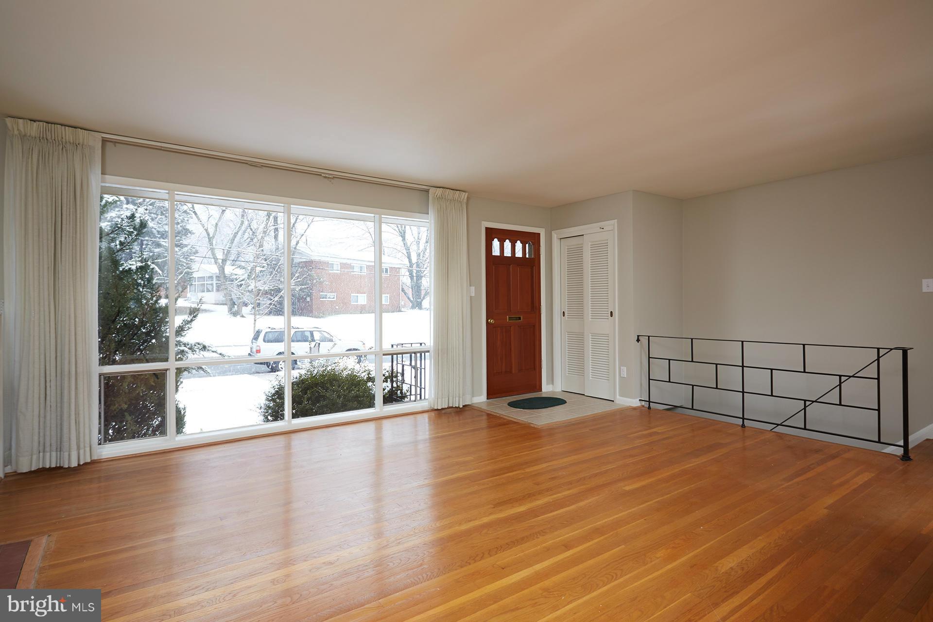 1613 Ladd Street Silver Spring, MD 20902 - Photo 4 of 30 Living Room