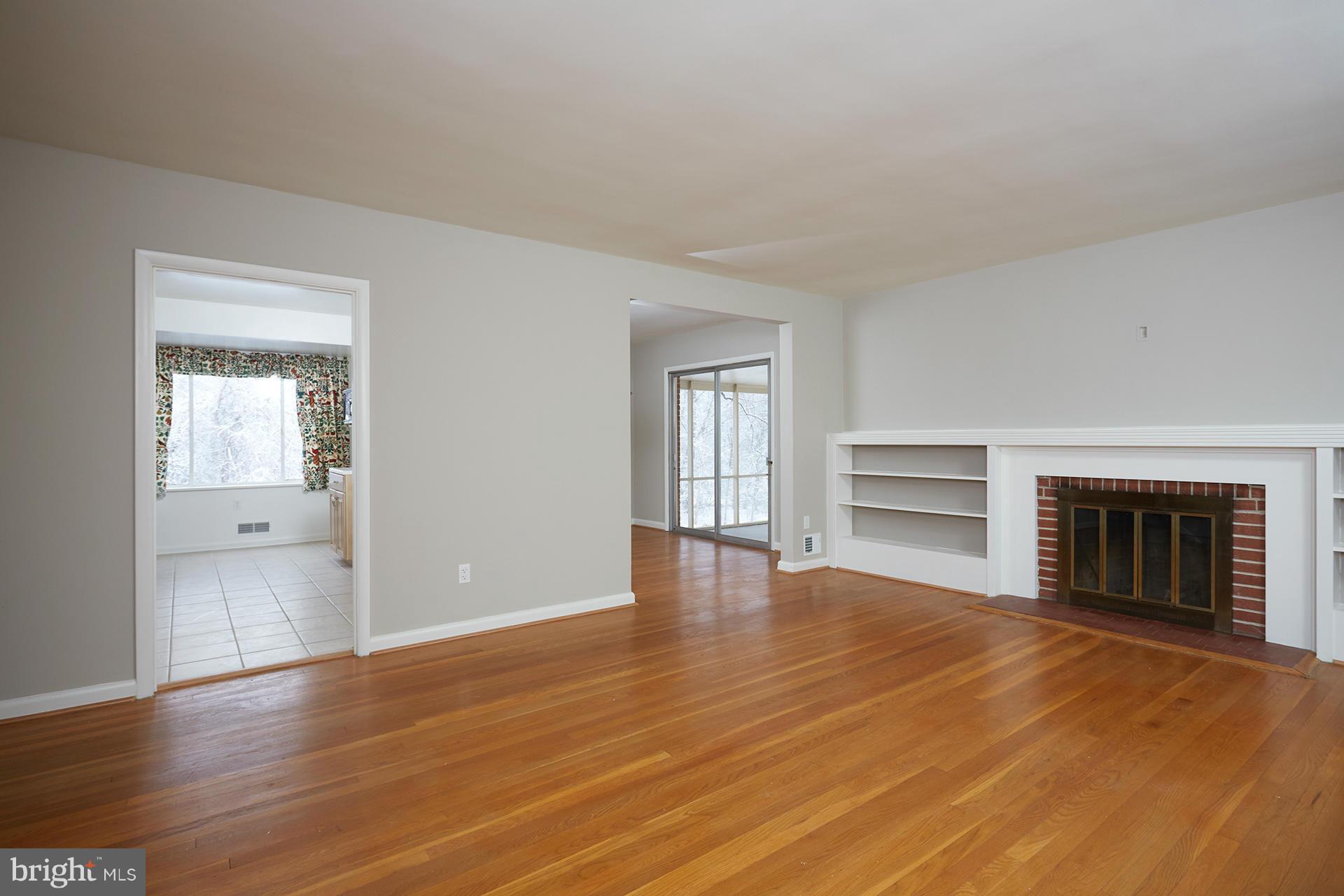 1613 Ladd Street Silver Spring, MD 20902 - Photo 5 of 30 Living Room