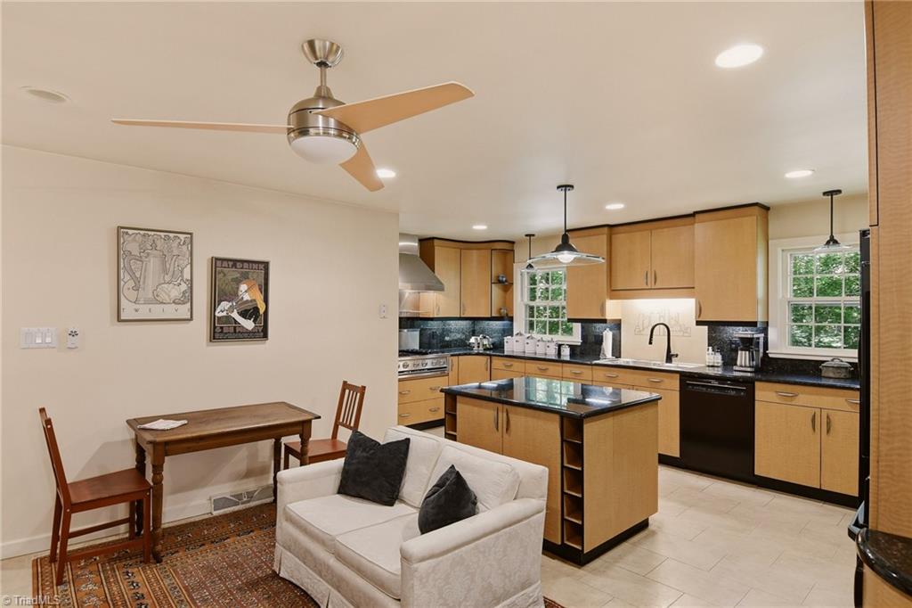706 Friar Tuck Road Winston-Salem, NC 27104 - Photo 11 of 34