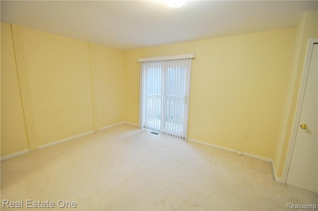 1638 River View Drive, Unit 41 Rochester Hills, MI 48307 - Photo 23 of 31