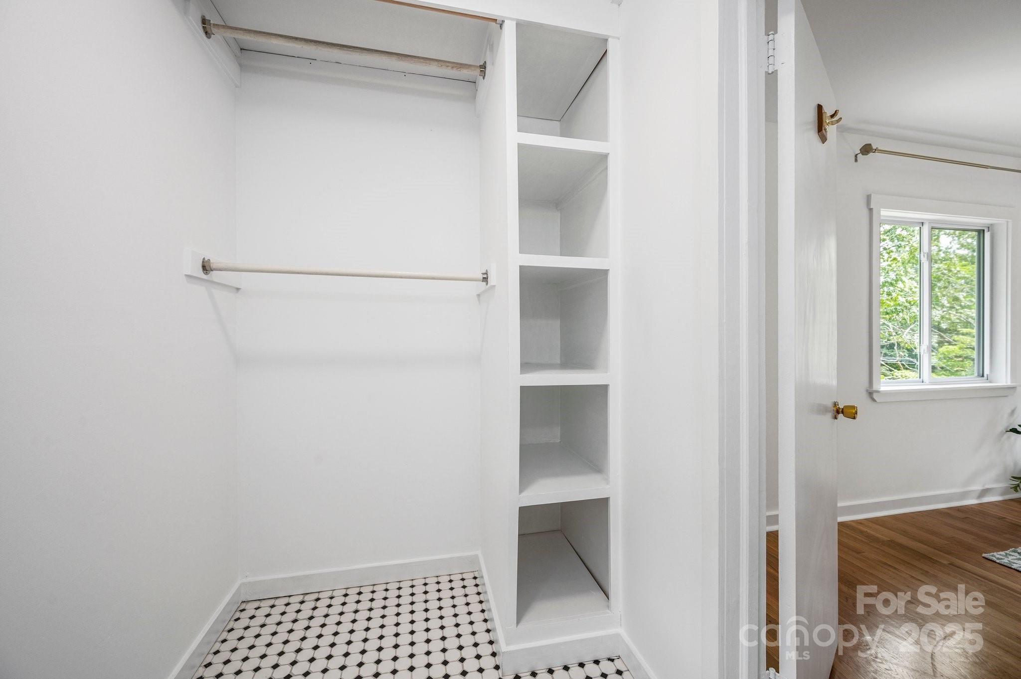 12 Canterbury Road Asheville, NC 28805 - Photo 19 of 44 a view of closet
