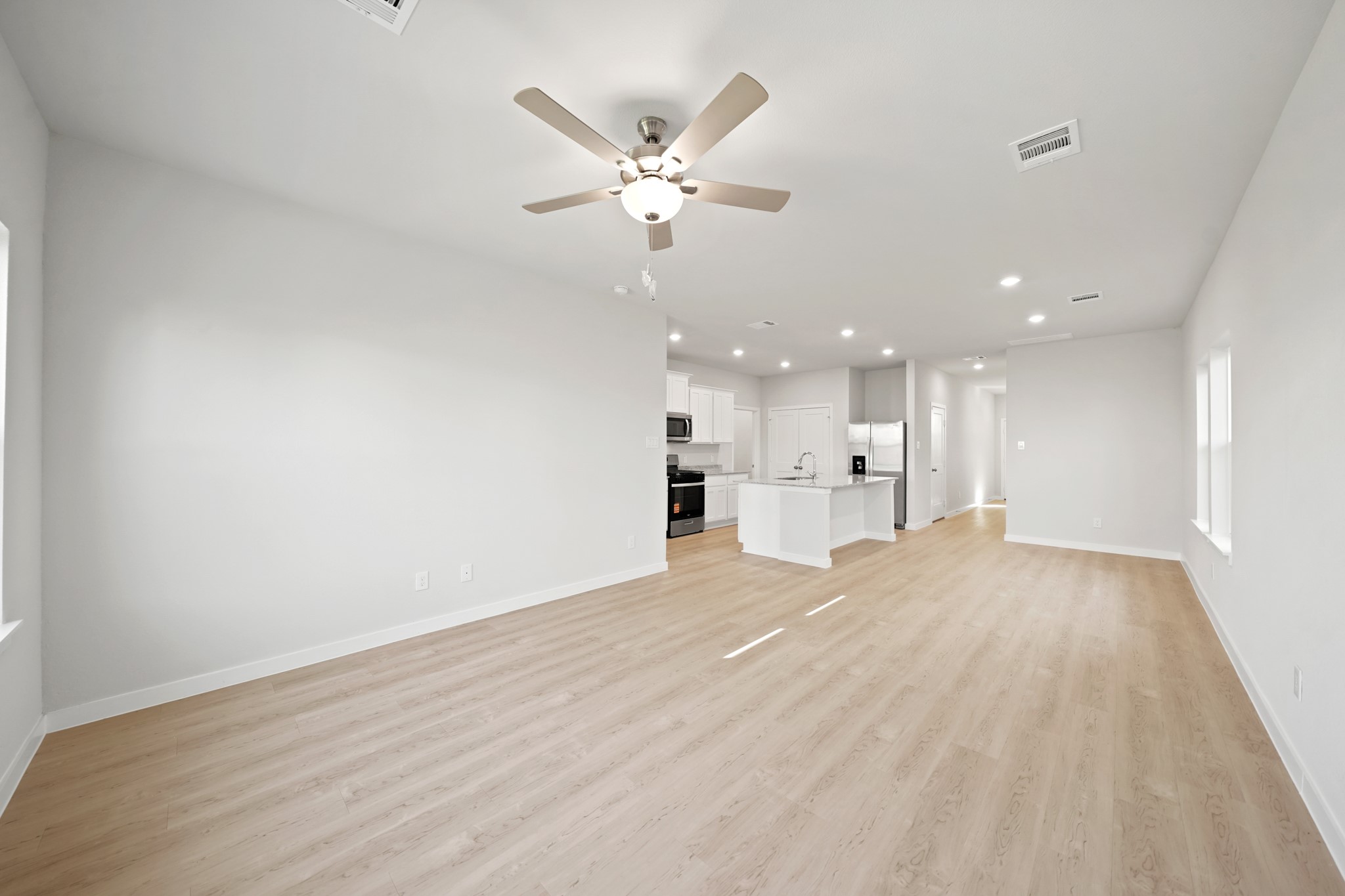 325 Bennett Street Angleton, TX 77515 - Photo 19 of 27
