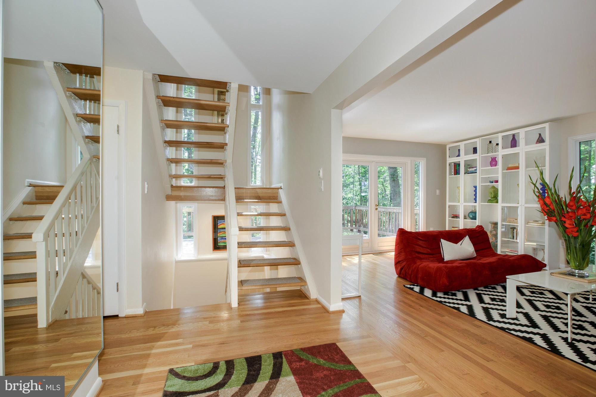 2415 Andorra Place Reston, VA 20191 - Photo 4 of 30 Interior (General)