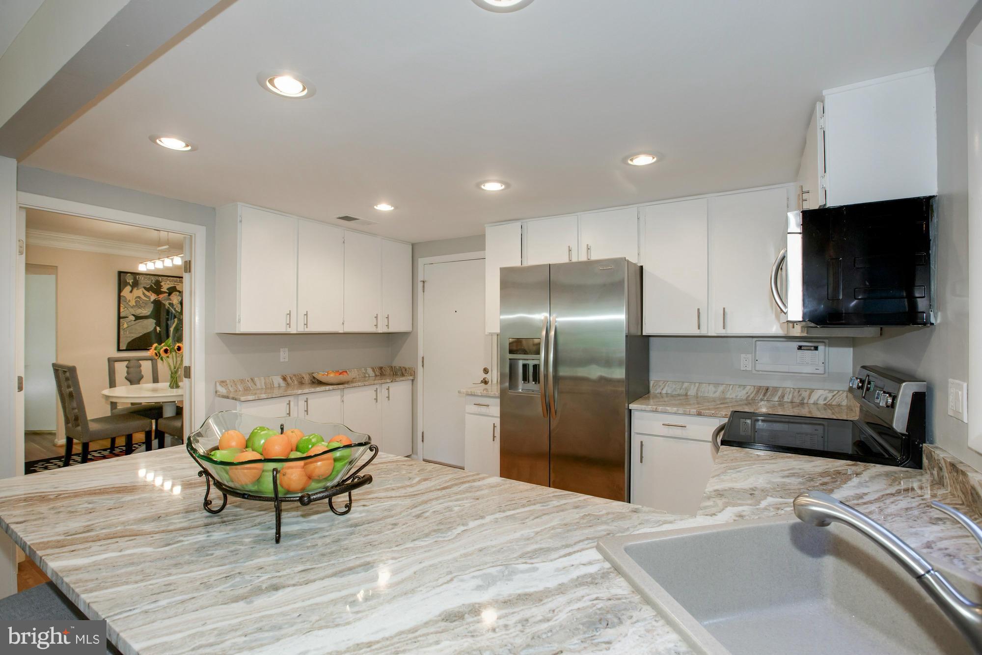2415 Andorra Place Reston, VA 20191 - Photo 9 of 30 Kitchen