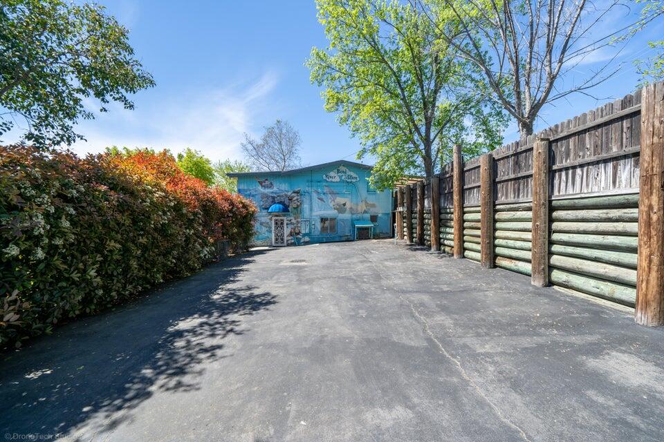 21785 Bend Ferry Road Red Bluff, CA 96080 - Photo 26 of 46 Parking for lower unit