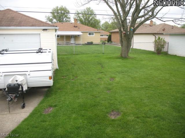 7215 Maplewood Road Parma, OH 44130 - Photo 13 of 14
