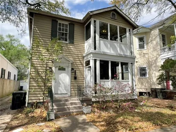 $1,800 | 1116 Napoleon Avenue, New Orleans, LA 70115