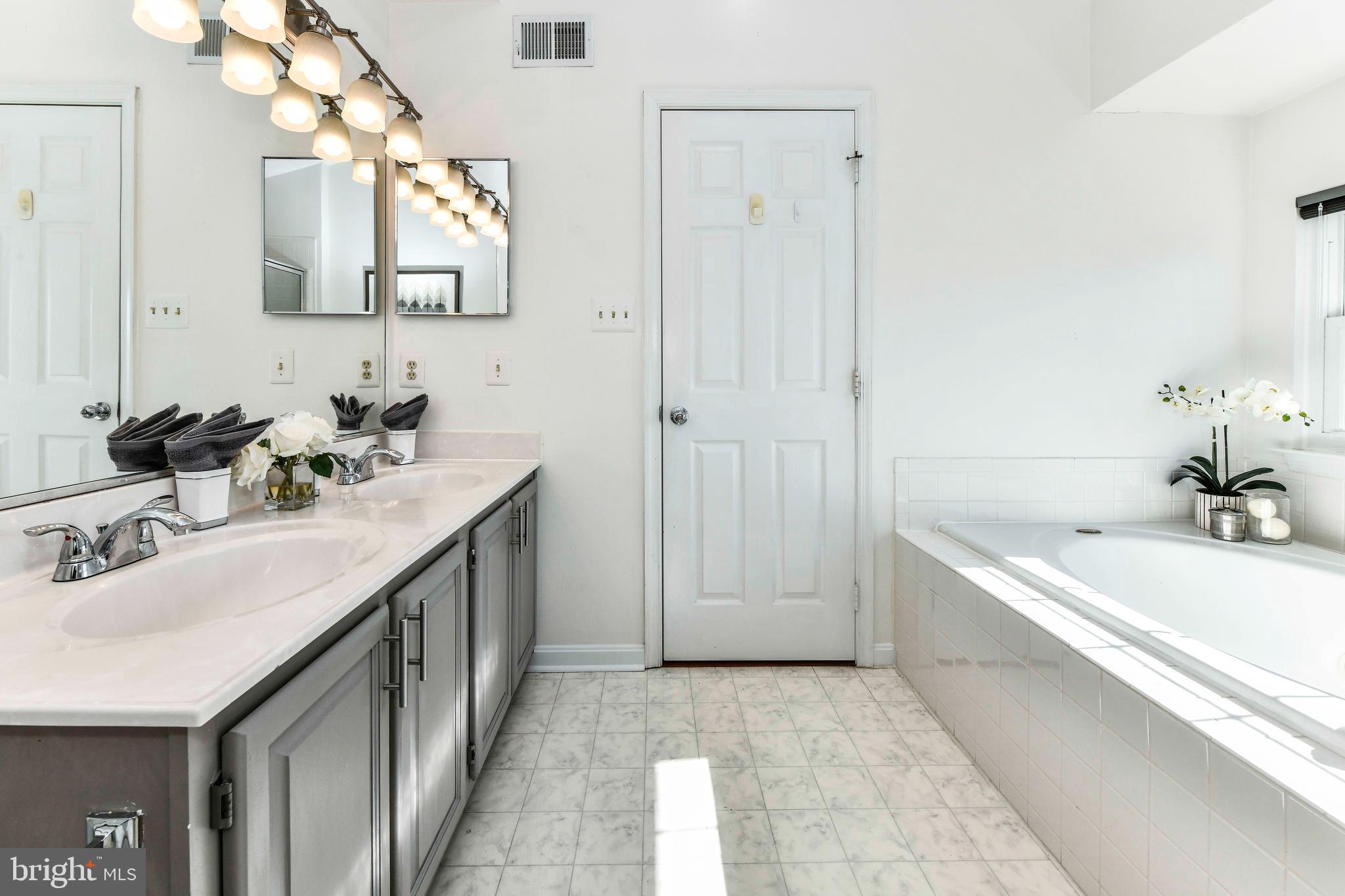5705 Clapham Road Alexandria, VA 22315 - Photo 25 of 44