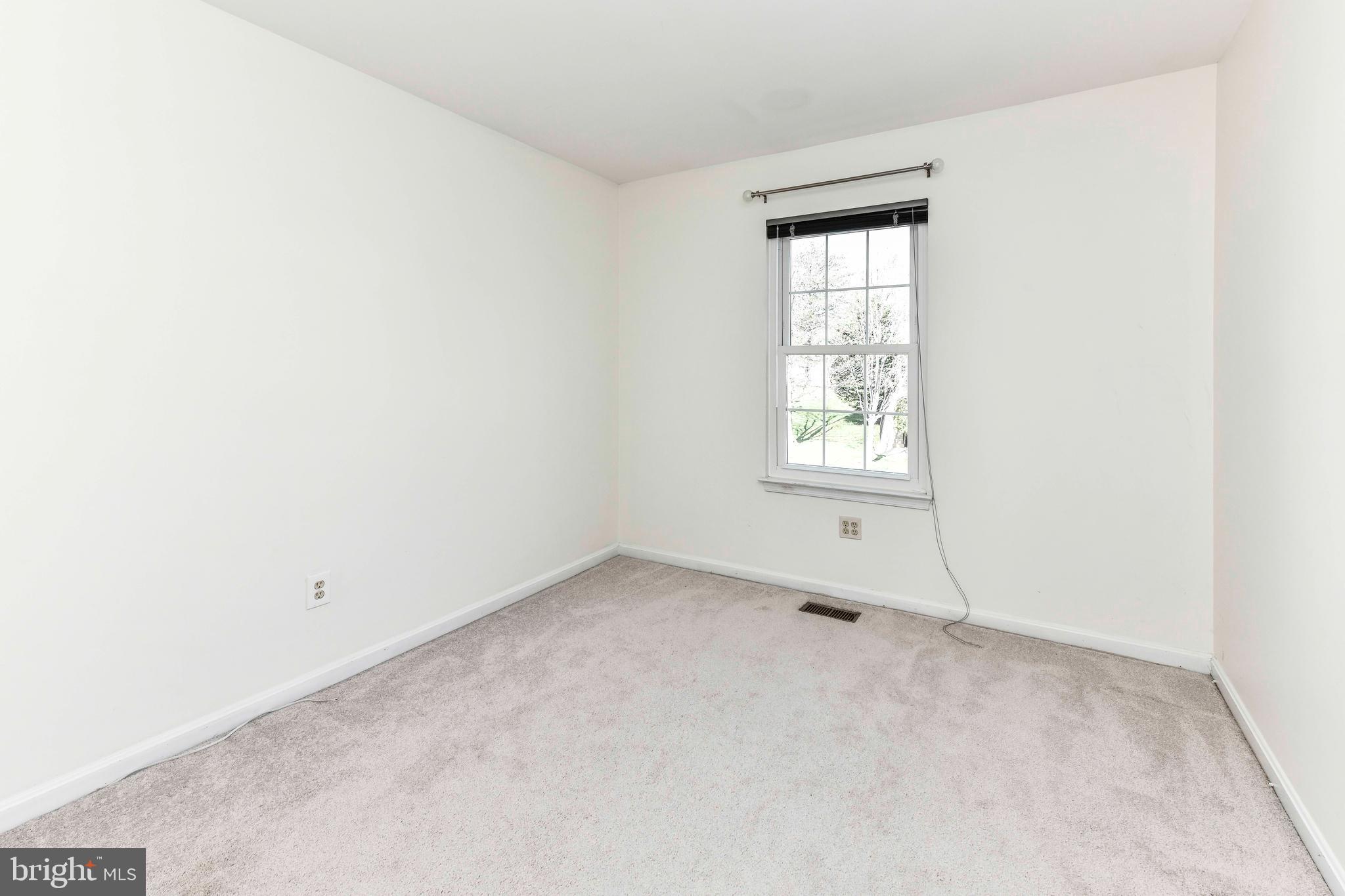 5705 Clapham Road Alexandria, VA 22315 - Photo 30 of 44