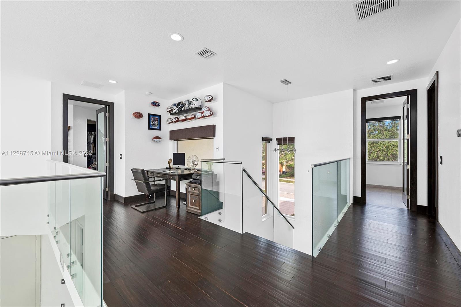 4556 Southwest 186th Way Miramar, FL 33029 - Photo 24 of 55