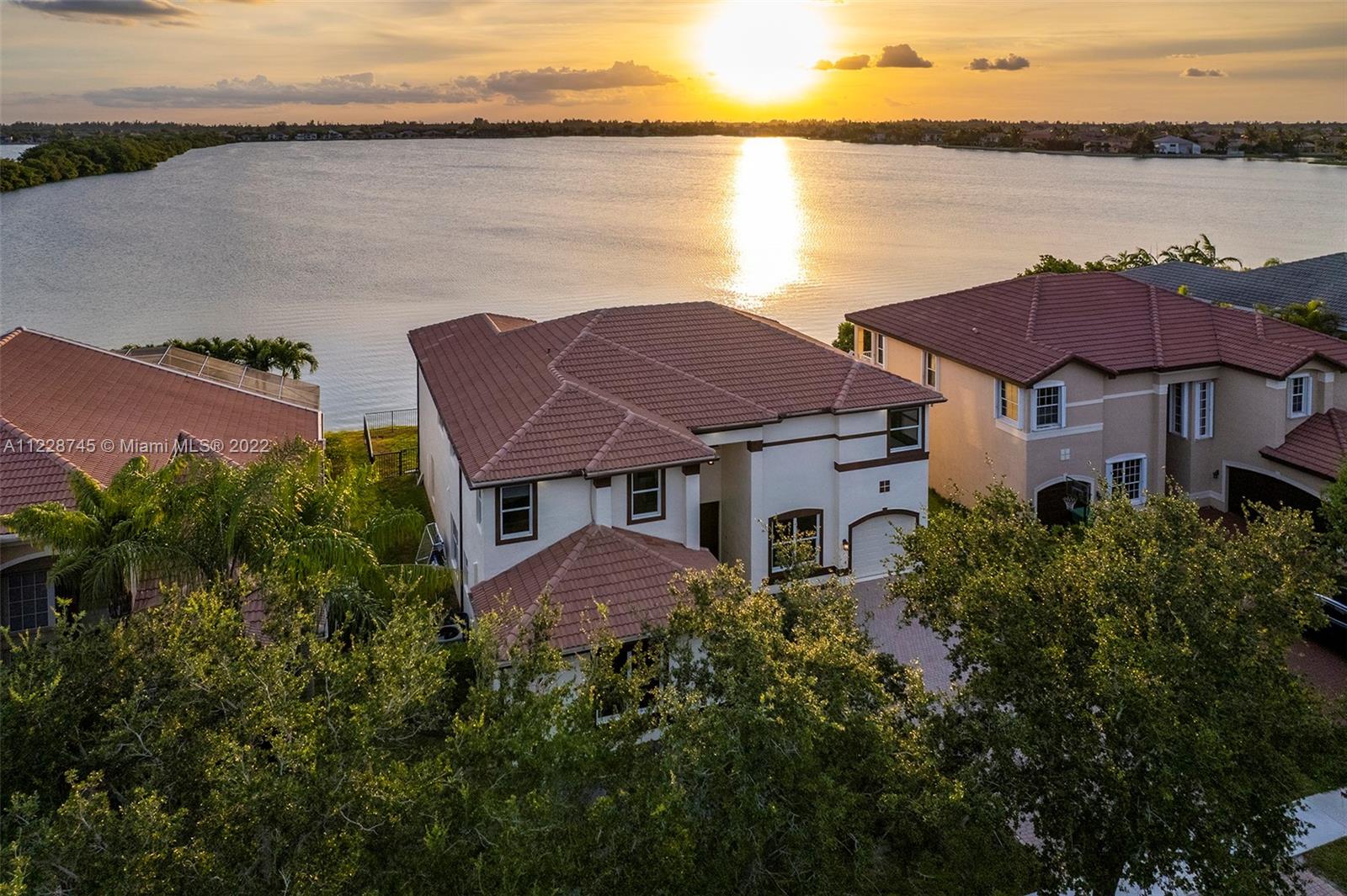 4556 Southwest 186th Way Miramar, FL 33029 - Photo 46 of 55