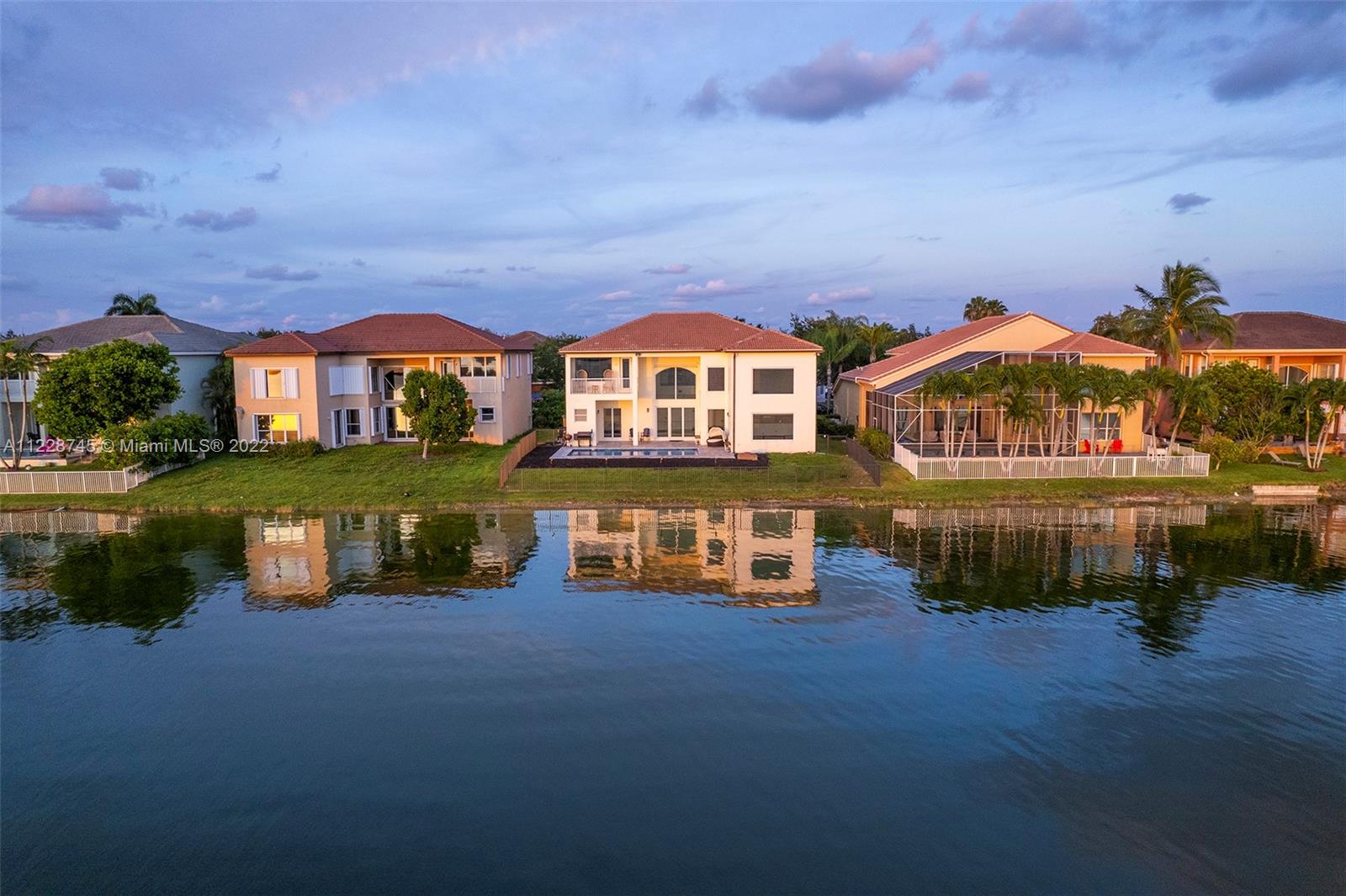 4556 Southwest 186th Way Miramar, FL 33029 - Photo 51 of 55