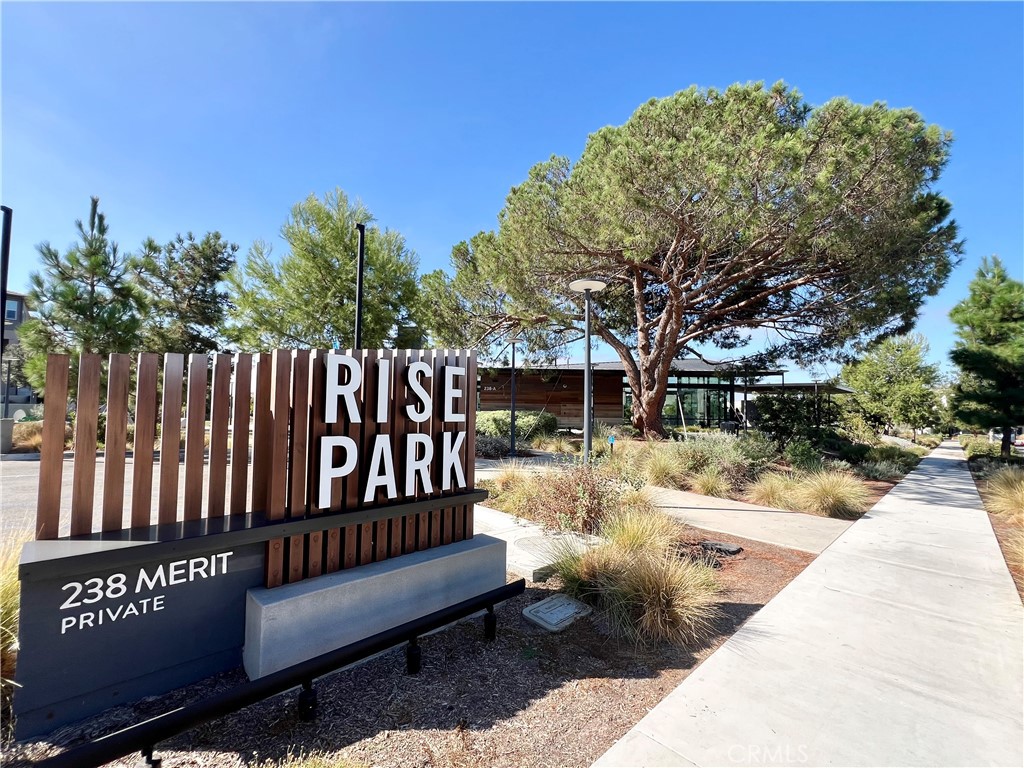 108 Chorus Irvine, CA 92618 - Photo 36 of 39 a view of a back yard of the house