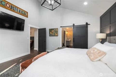 $998,000 | 11334 Farm To Market Road, Mount Vernon, WA 98273