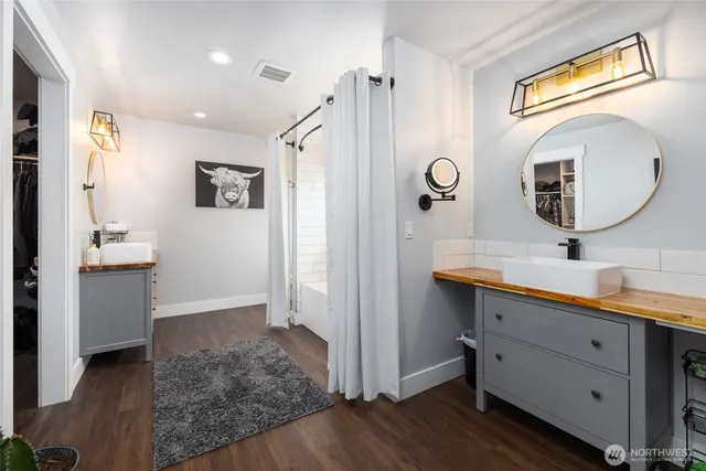 $1,055,000 | 11334 Farm To Market Road, Mount Vernon, WA 98273