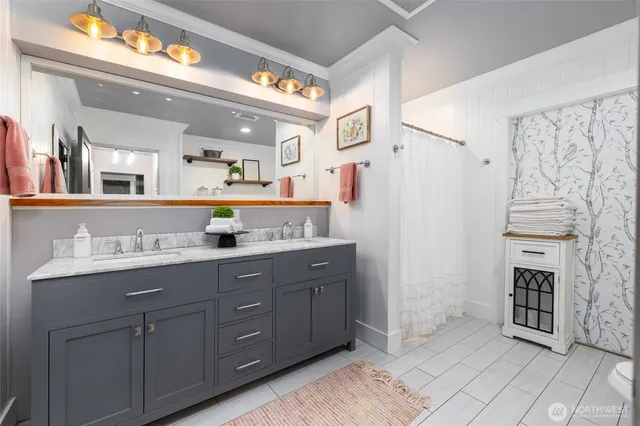 $1,055,000 | 11334 Farm To Market Road, Mount Vernon, WA 98273