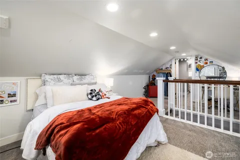 $998,000 | 11334 Farm To Market Road, Mount Vernon, WA 98273