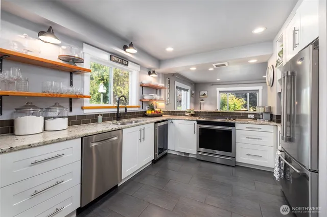 $1,055,000 | 11334 Farm To Market Road, Mount Vernon, WA 98273