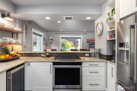 $998,000 | 11334 Farm To Market Road, Mount Vernon, WA 98273