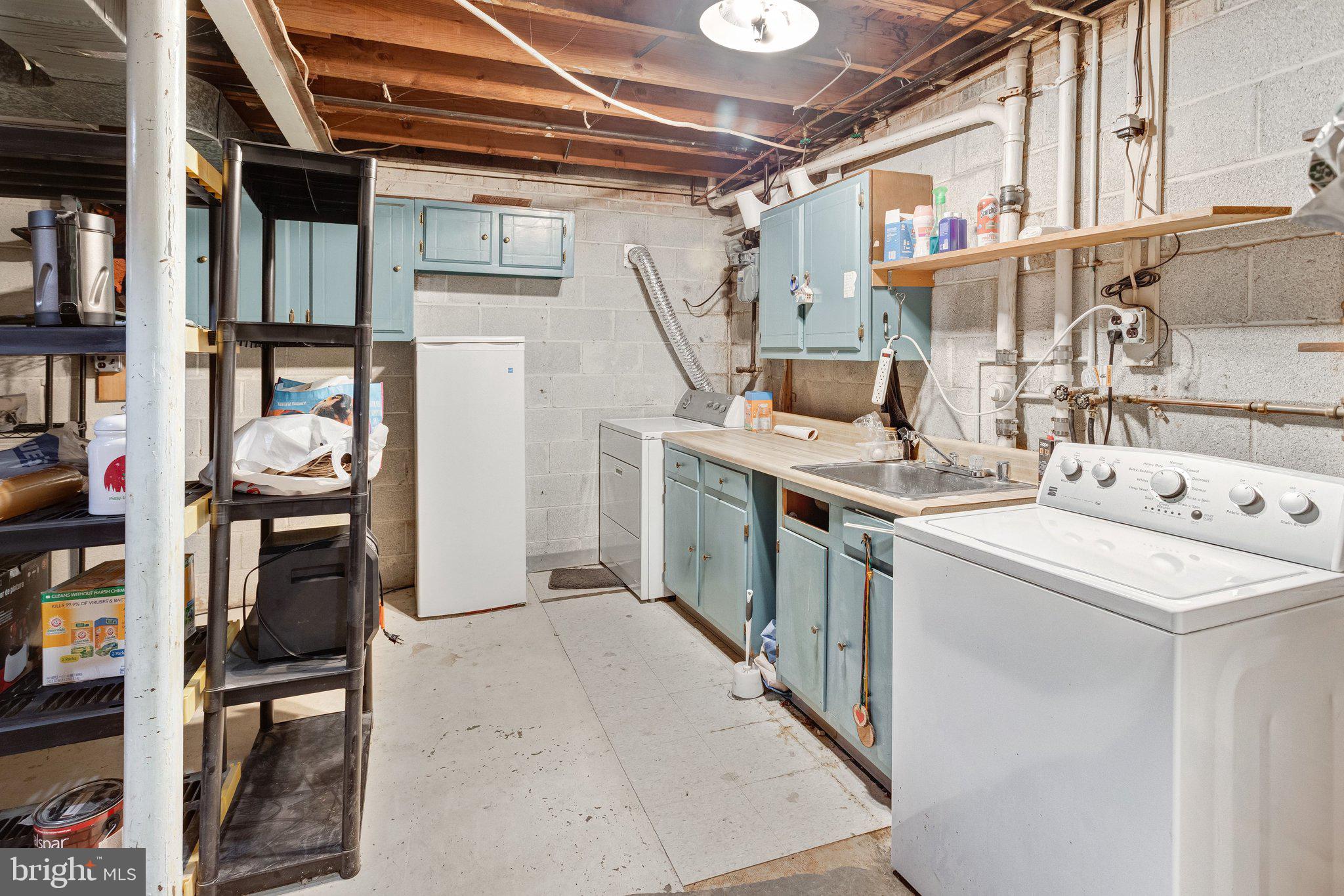 10118 Brandon Way Manassas, VA 20109 - Photo 27 of 43 Utility Room