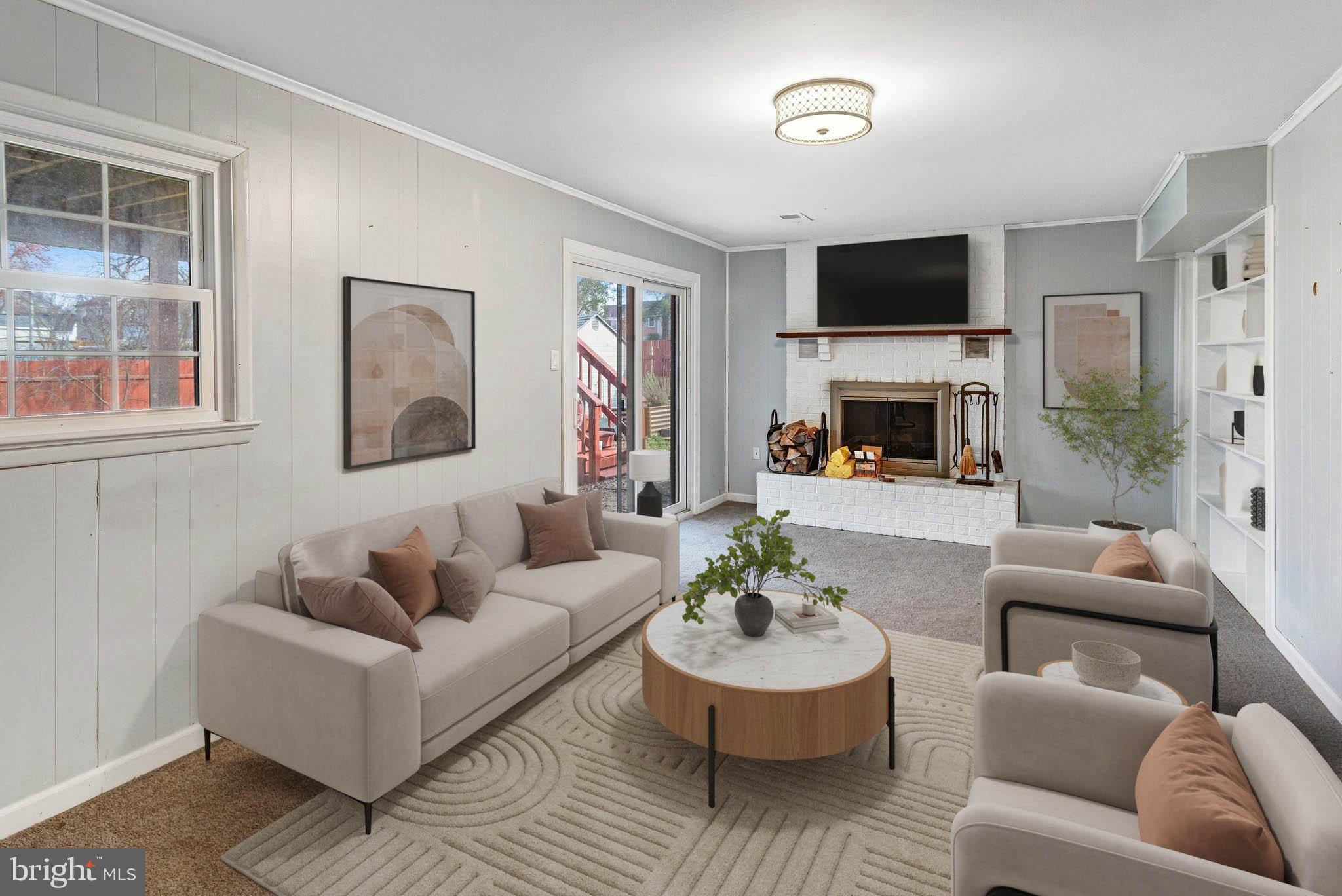 10118 Brandon Way Manassas, VA 20109 - Photo 29 of 43 Staged Family Room