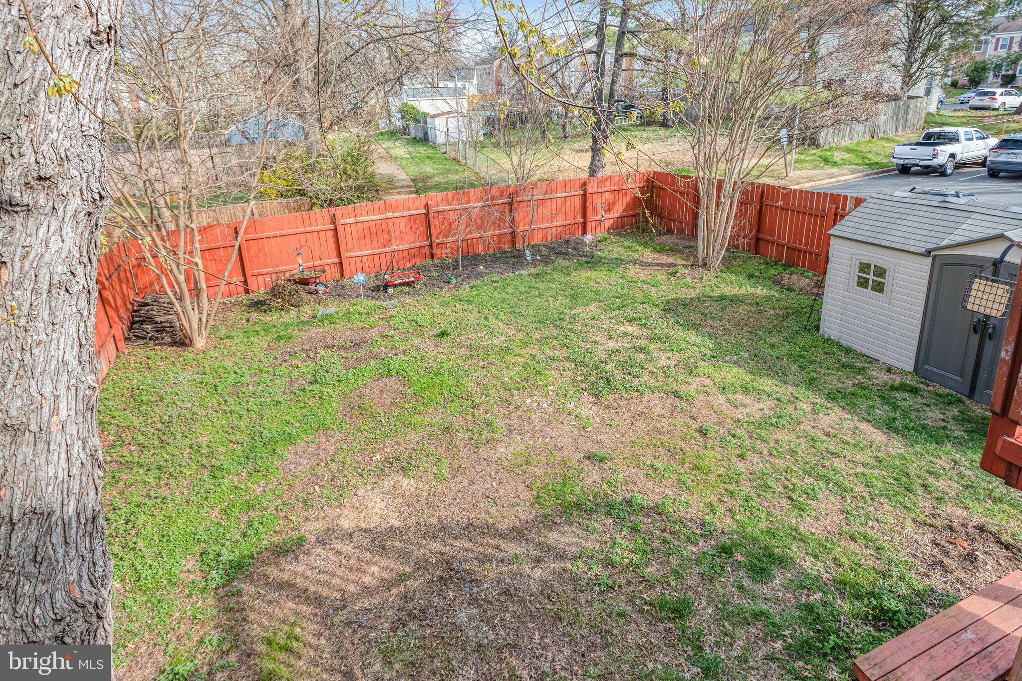 10118 Brandon Way Manassas, VA 20109 - Photo 35 of 43 Fully fenced backyard