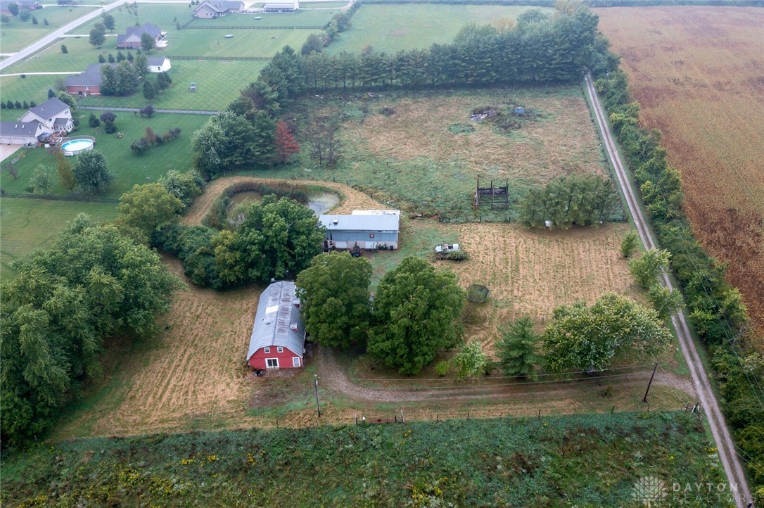 9743 Bellbrook Road Waynesville, OH 45068 - Photo 2 of 25 Gallery Image 2
