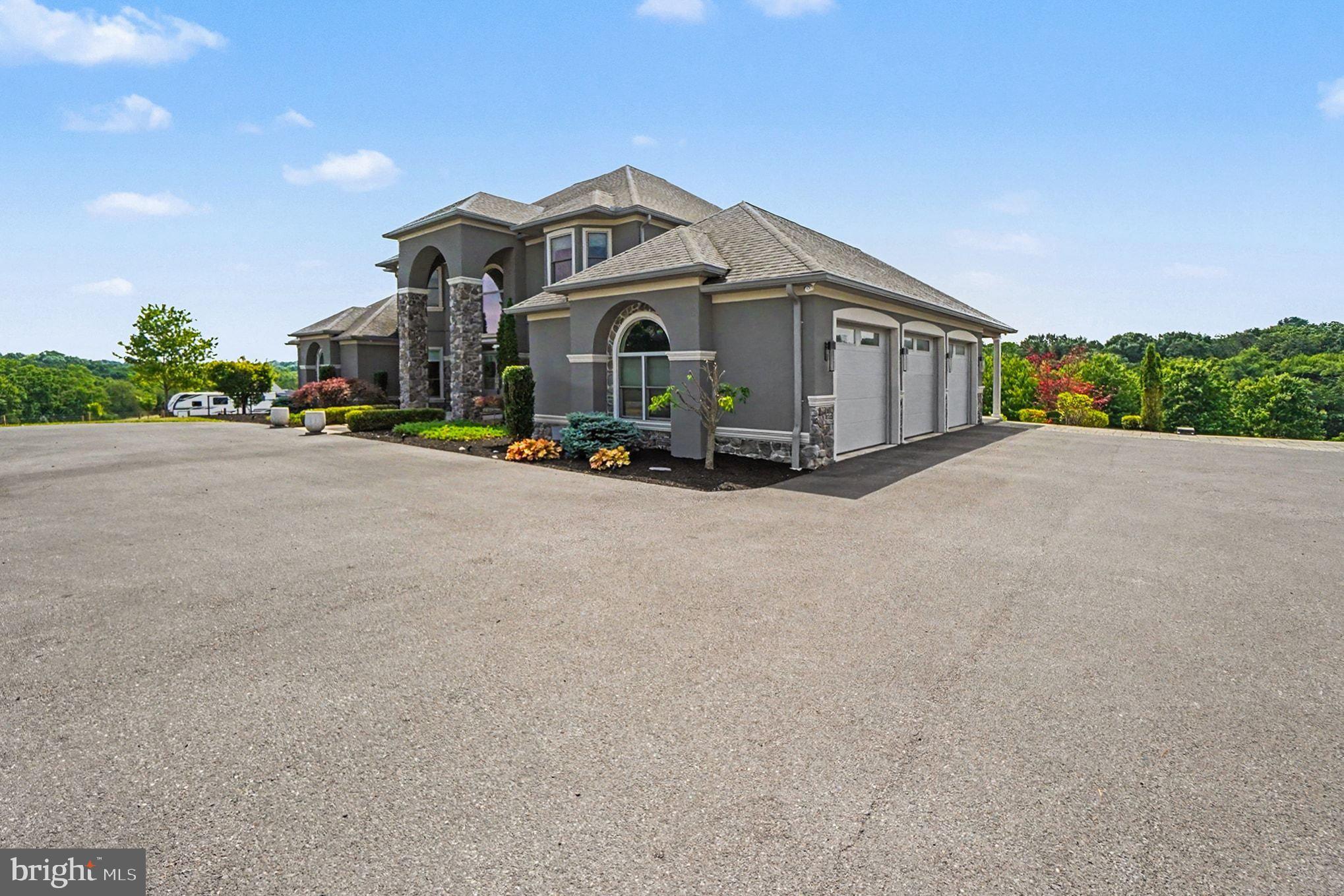 6551 Red Top Road Harrisburg, PA 17111 - Photo 2 of 71