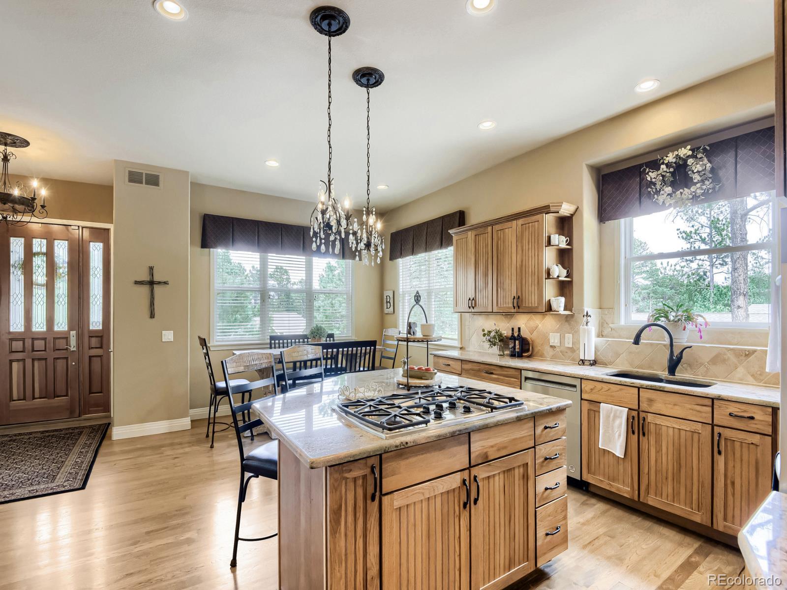 620 Cumberland Road Larkspur, CO 80118 - Photo 5 of 31