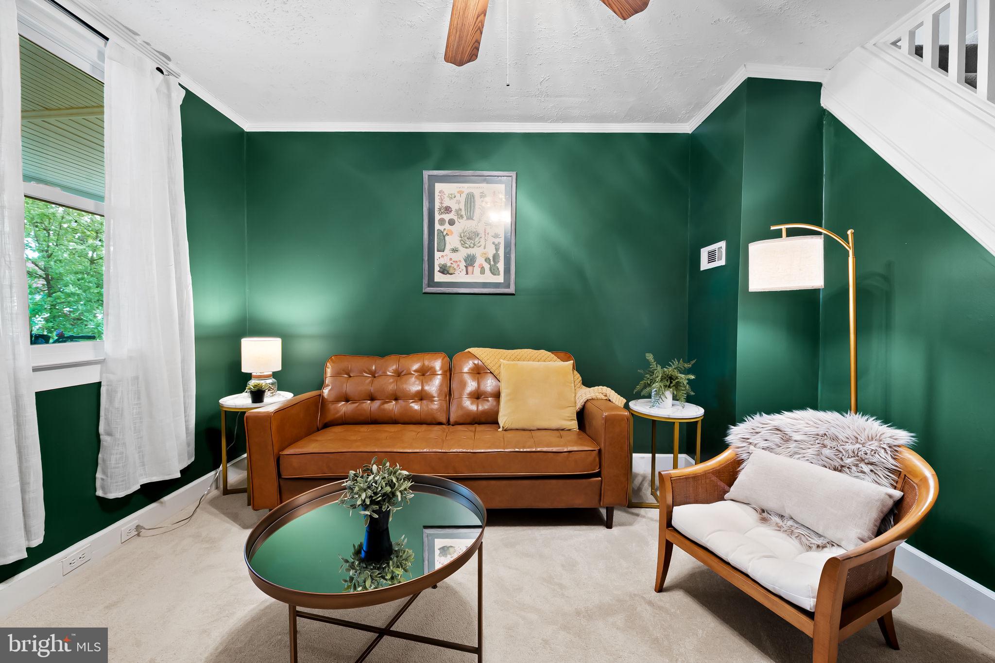 3432 Roland Avenue Baltimore, MD 21211 - Photo 4 of 28 Great living room