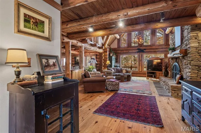 $1,200,000 | 20610 Colony Church Road, Farmington, MO 63640