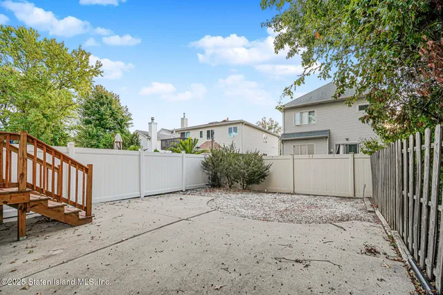 $739,000 | 342 Chelsea Street | Tottenville