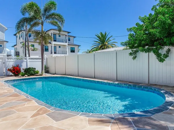 $5,200 | 230 144th Avenue, Madeira Beach, FL 33708