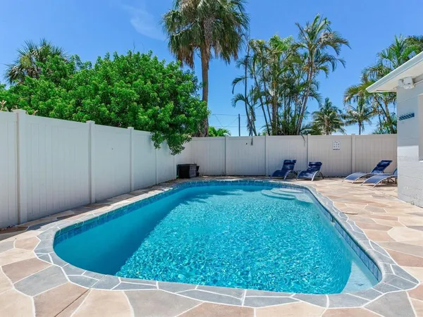 $5,200 | 230 144th Avenue, Madeira Beach, FL 33708