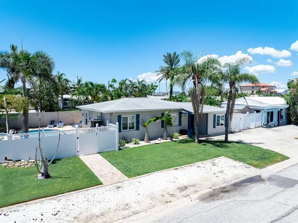 $5,200 | 230 144th Avenue, Madeira Beach, FL 33708