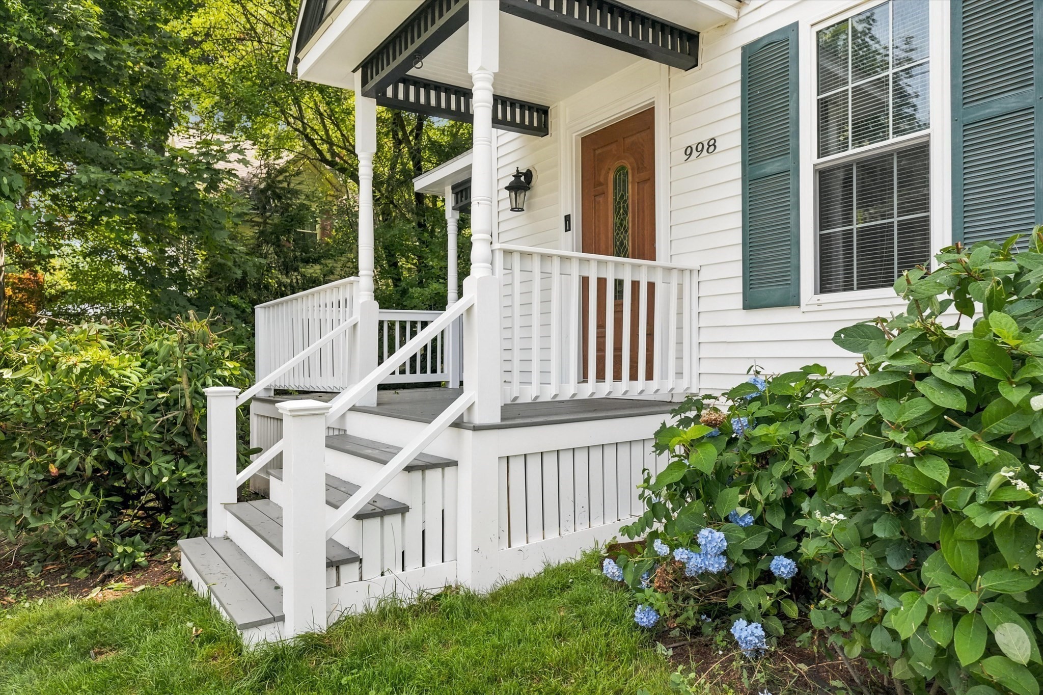 998 Boston Road Haverhill, MA 01835 - Photo 3 of 42 Gallery Image 3