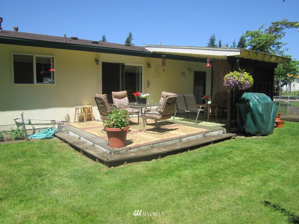 19364 142nd Place Southeast Renton, WA 98058 - Photo 9 of 10 Gallery Image 9